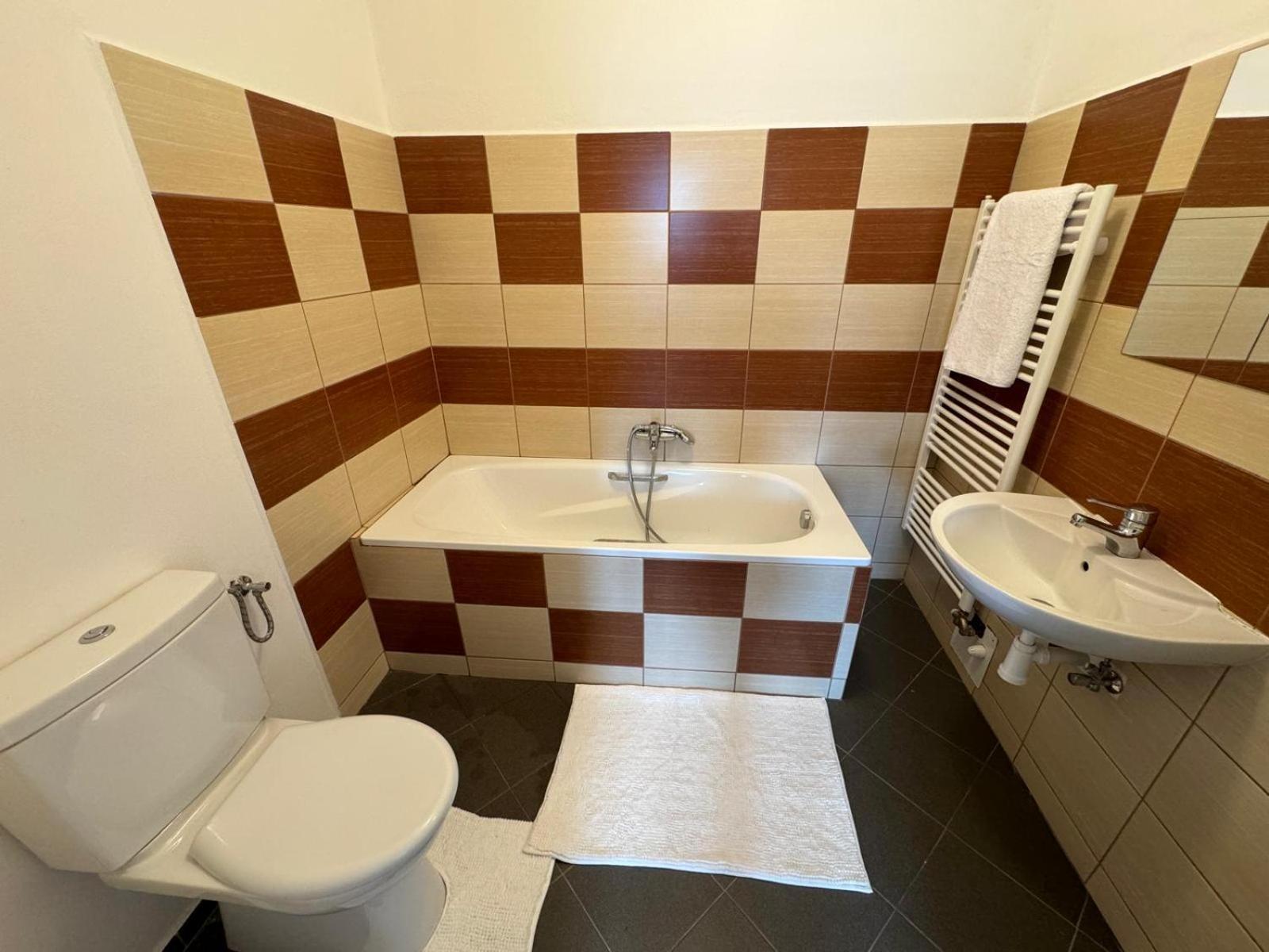 Apartman U Senku Olbramkostel Buitenkant foto